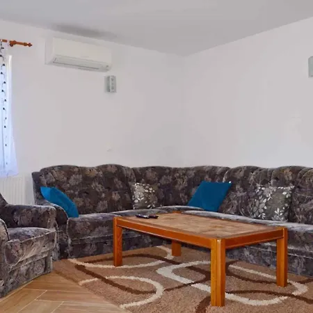 Holiday Home In Medulin/Istrien 9246 Holiday home Medulin