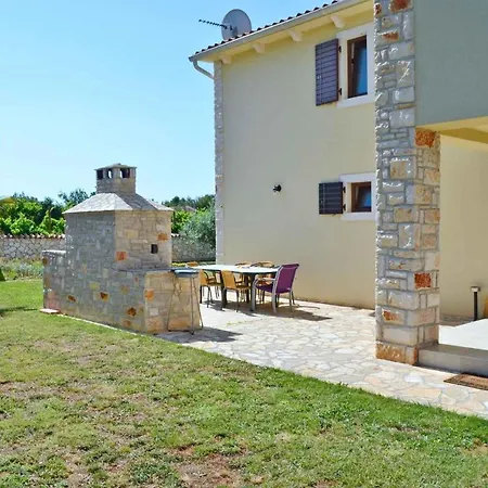 Holiday Home In Medulin/Istrien 9246 *