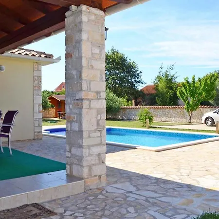 Holiday Home In Medulin/Istrien 9246 Medulin