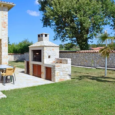 Holiday Home In Medulin/Istrien 9246 Medulin